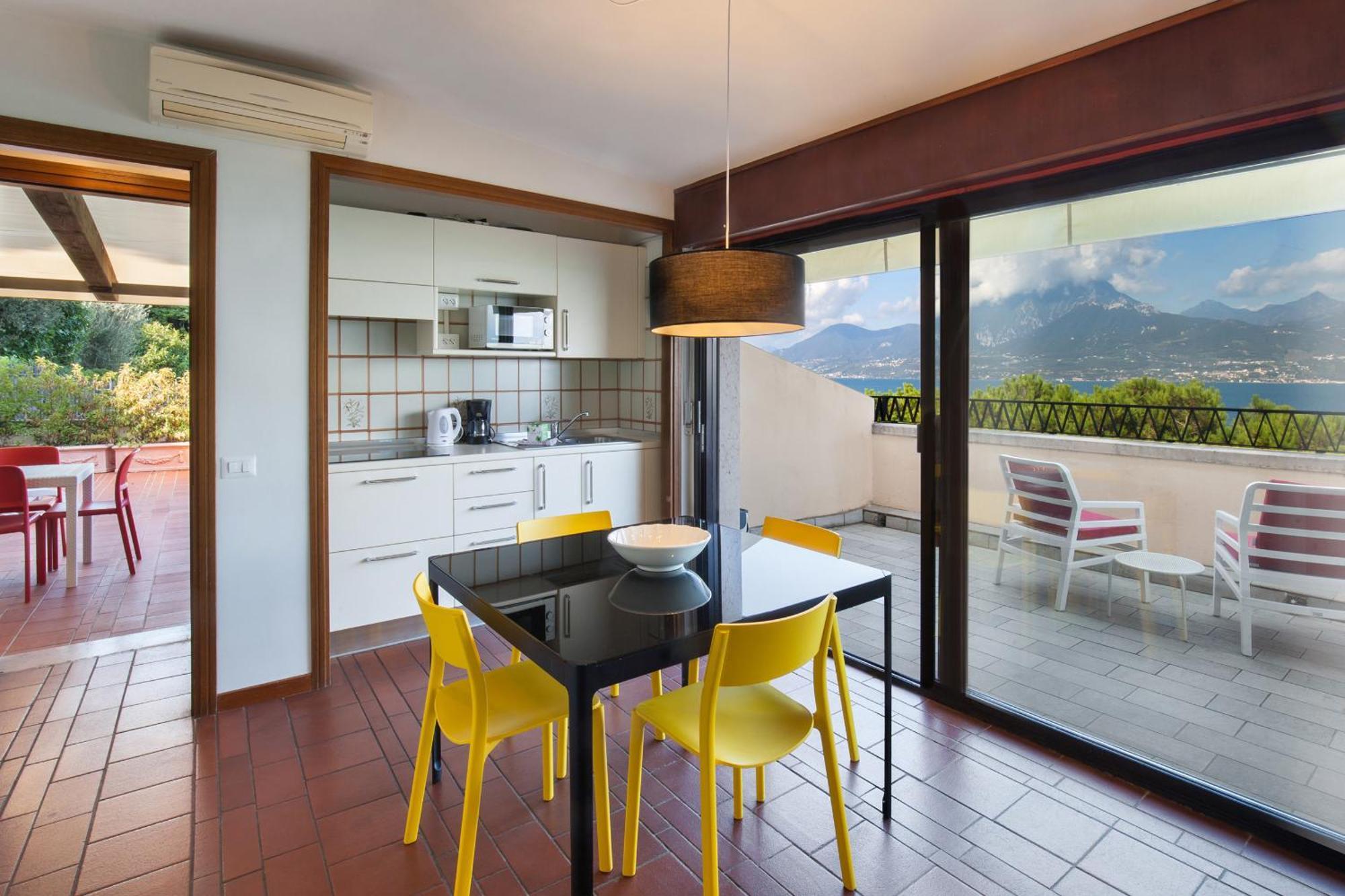 Apartment Watercolor Loft Torri Del Benaco